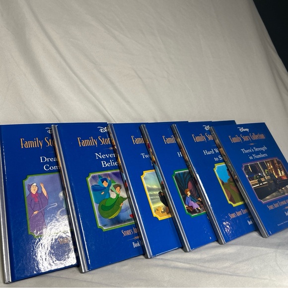 6 Disney Family Story Collection Books 7-12 - Picture 2 of 9